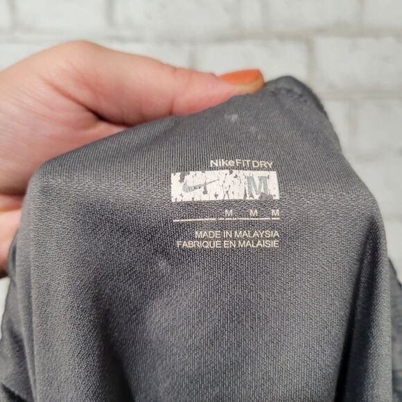 NIKE black and orange athletic shorts - Picture 8 of 10